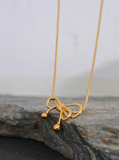 Bow-knot pendant necklace