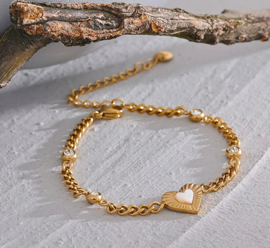 Natural shell bracelet