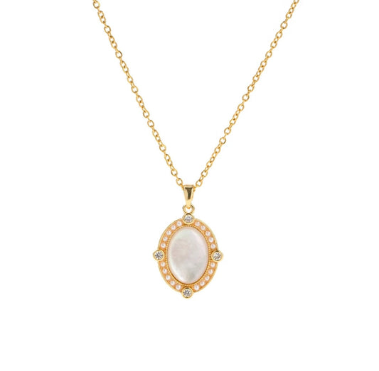 Oval White Shell Zircon Necklace